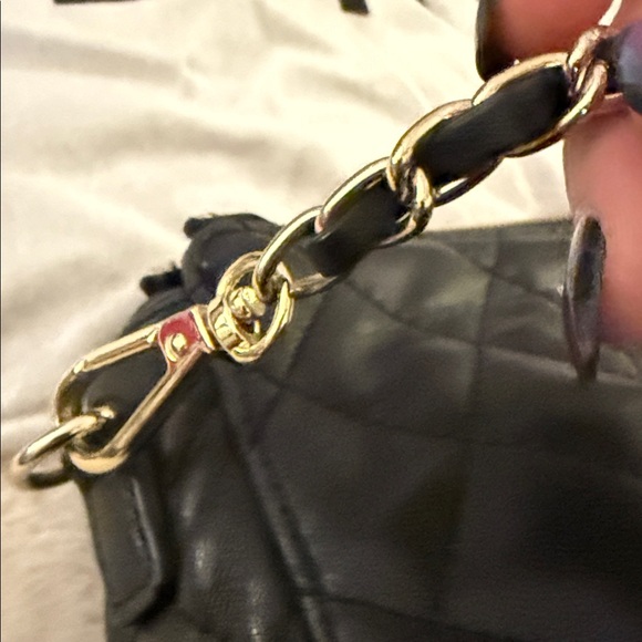 VINTAGE DKNY AMAZINGLY SOFT LEATHER CROSSBODY PURSE - Picture 5 of 7